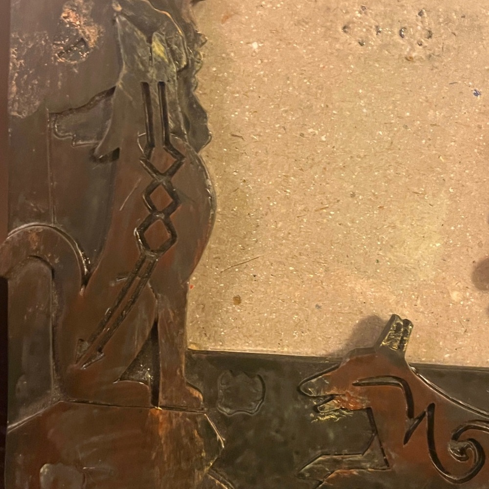 Rustic Copper Wolf Design Picture Frame - Picture 4 of 9